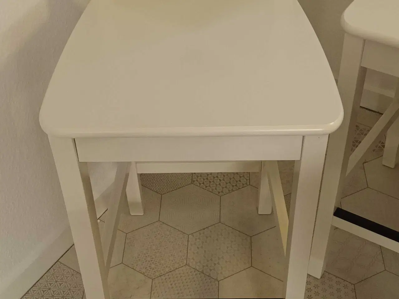 Billede 2 - Barstole fra ikea 