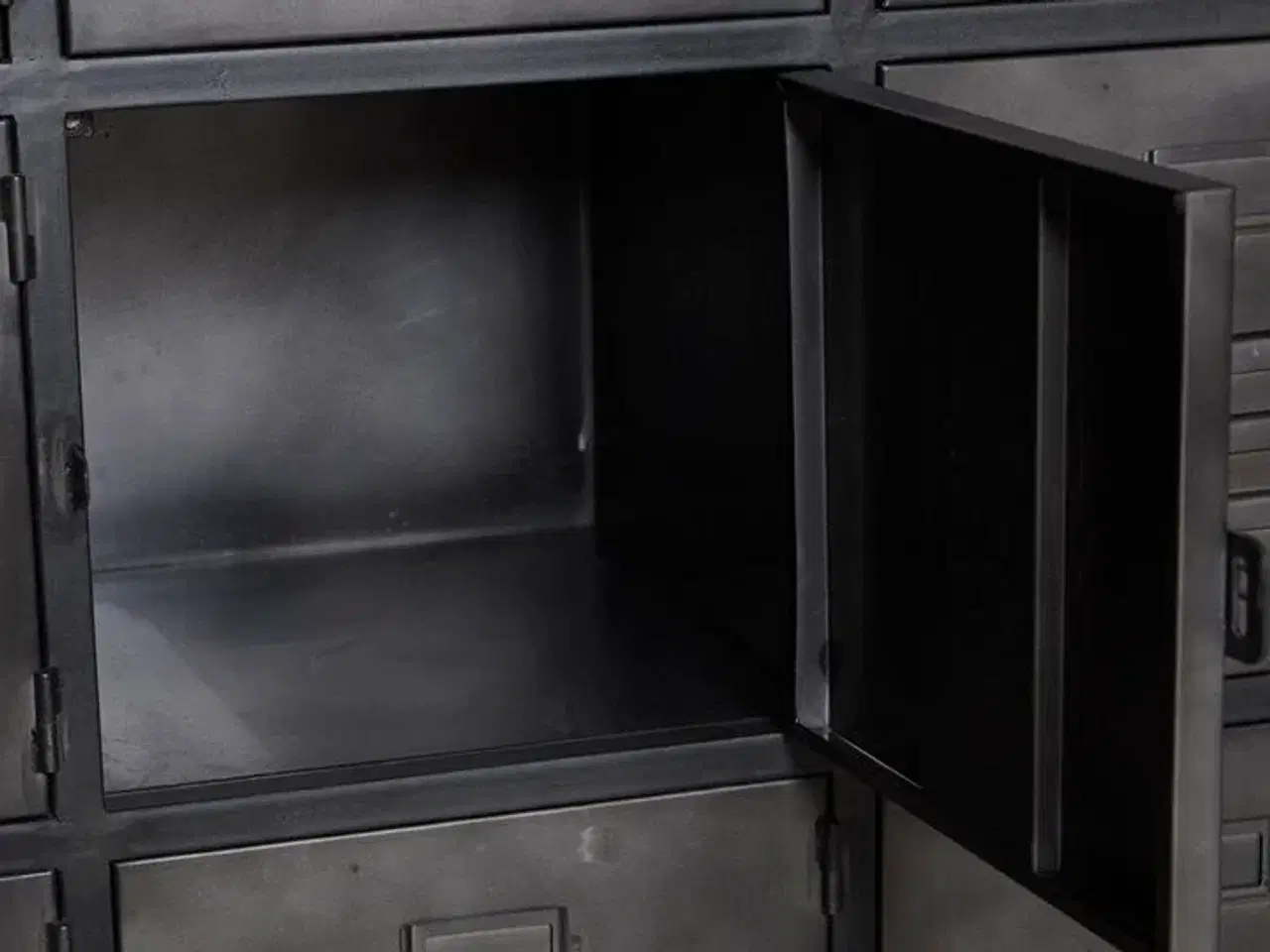 Billede 4 - Nyt LOCKER skab 9 rums