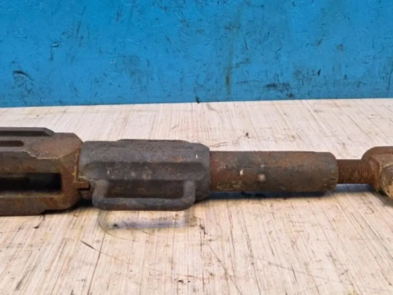 Billede 10 - Valtra T213 Liftspindel ACV0200680