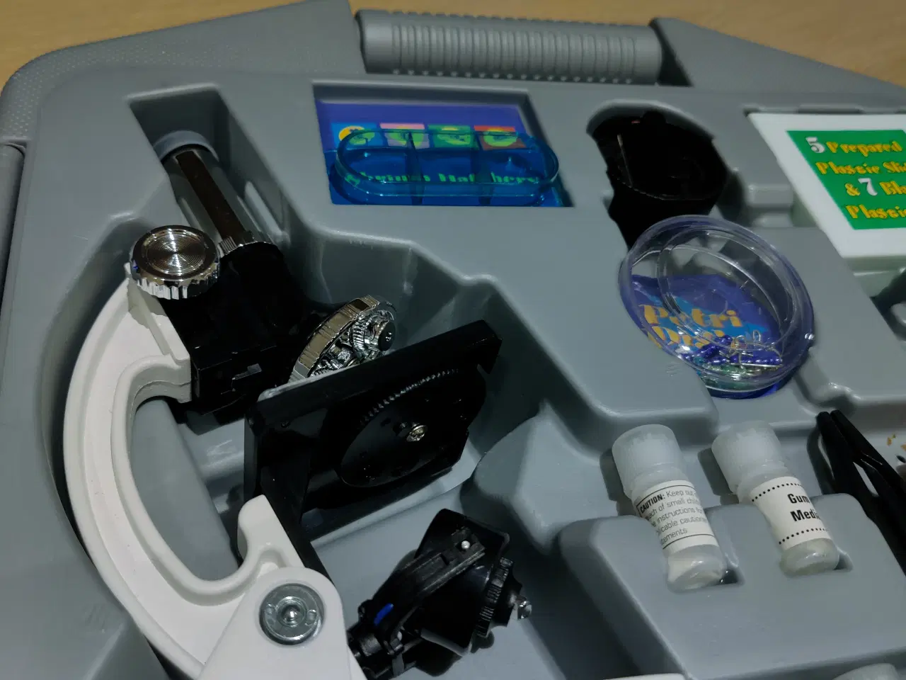 Billede 4 - Flot mikroskop til børn