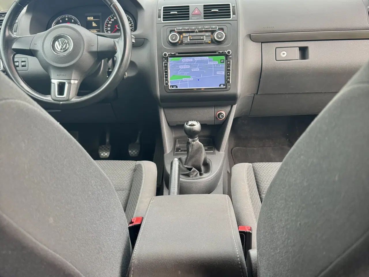 Billede 10 - Super velholdt 7 personers familiebil VW Touran