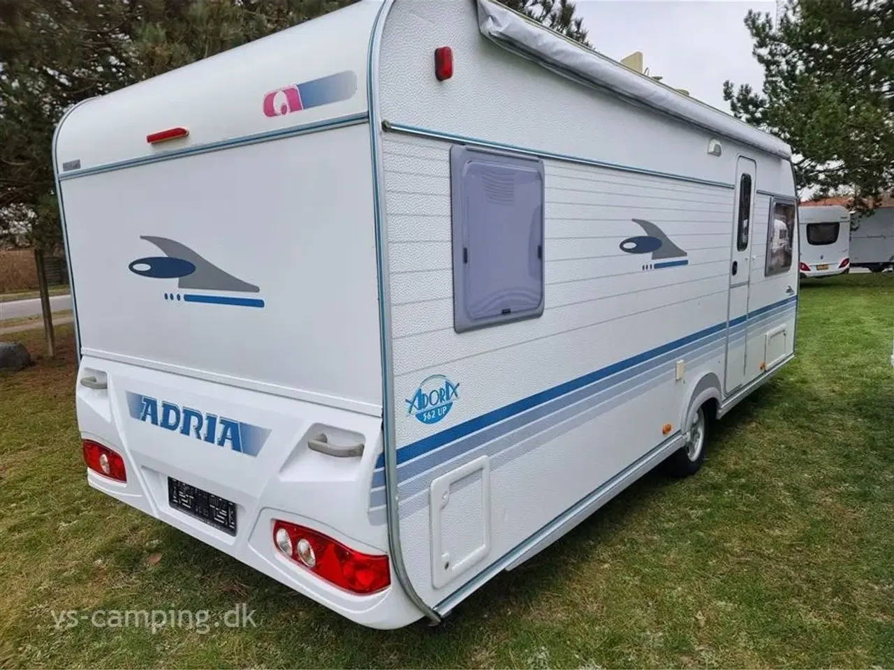 Billede 2 - 2007 - Adria Adora 562 UP CAMPINGVOGN MED MASSER AF KØKKENBORDS- & SKABSPLADS