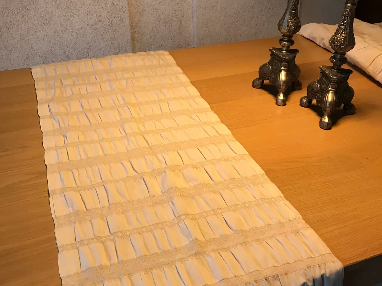 Billede 1 - Lene Bjerre Bordløber, der er 3 stk., pris pr. stk