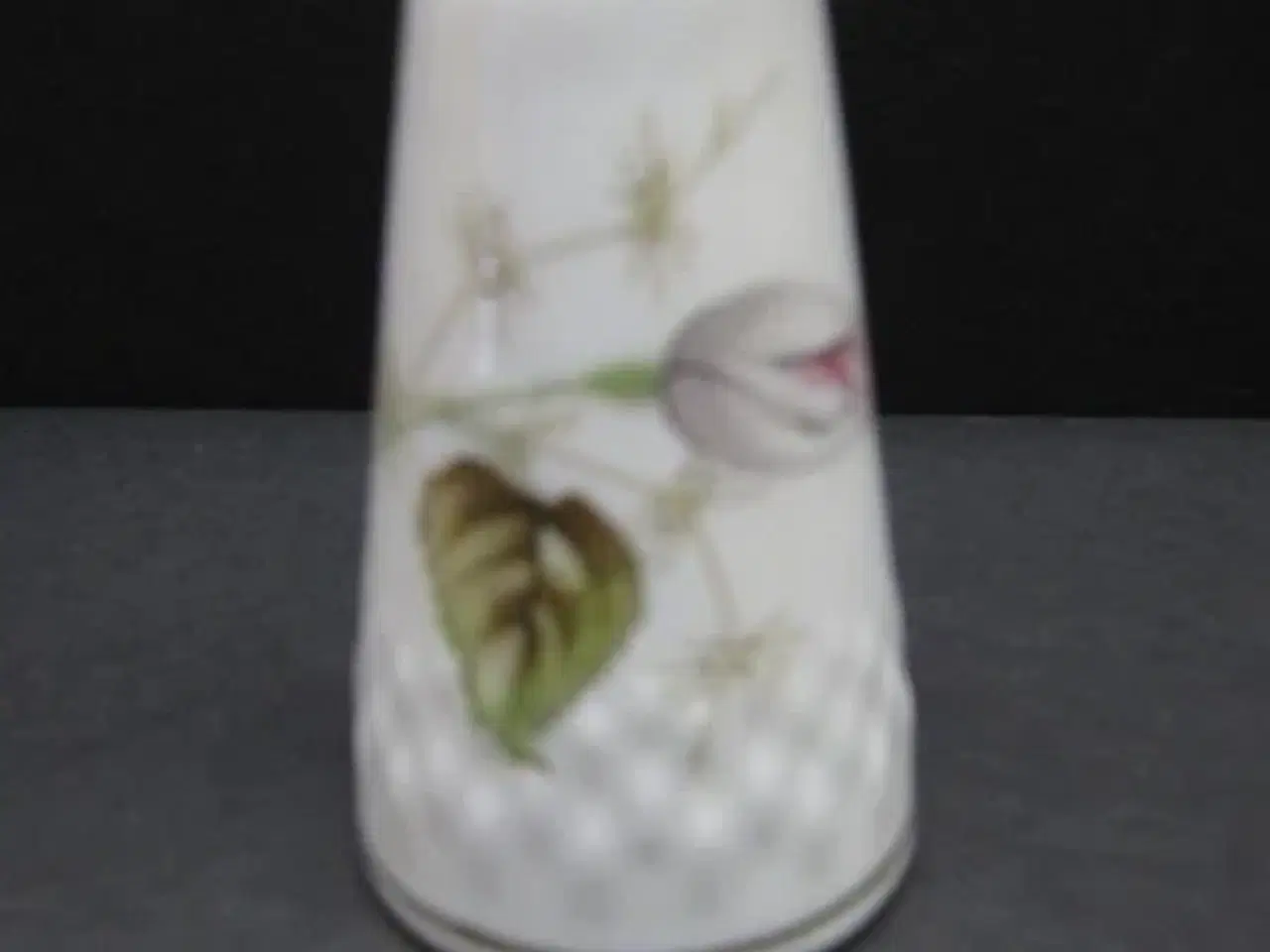 Billede 1 - Edelstein Rose Peberbøsse 5½x3½ cm. (hxb)