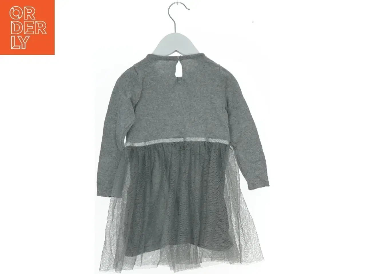 Billede 2 - Grå kjole med tylnederdel til børn fra Friends (str. 86)
