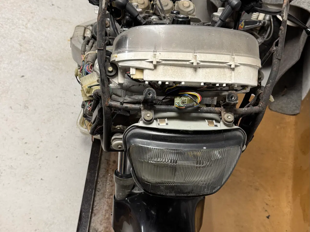 Billede 2 - FJ1200 reservedels MC