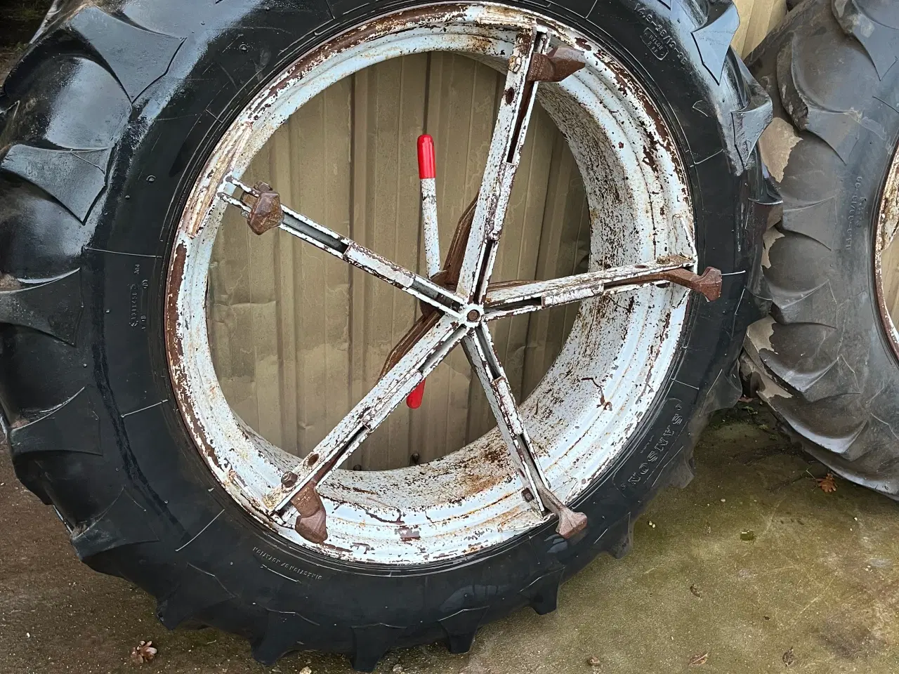 Billede 3 - 14.9-38/13-38 Tvillinghjul 