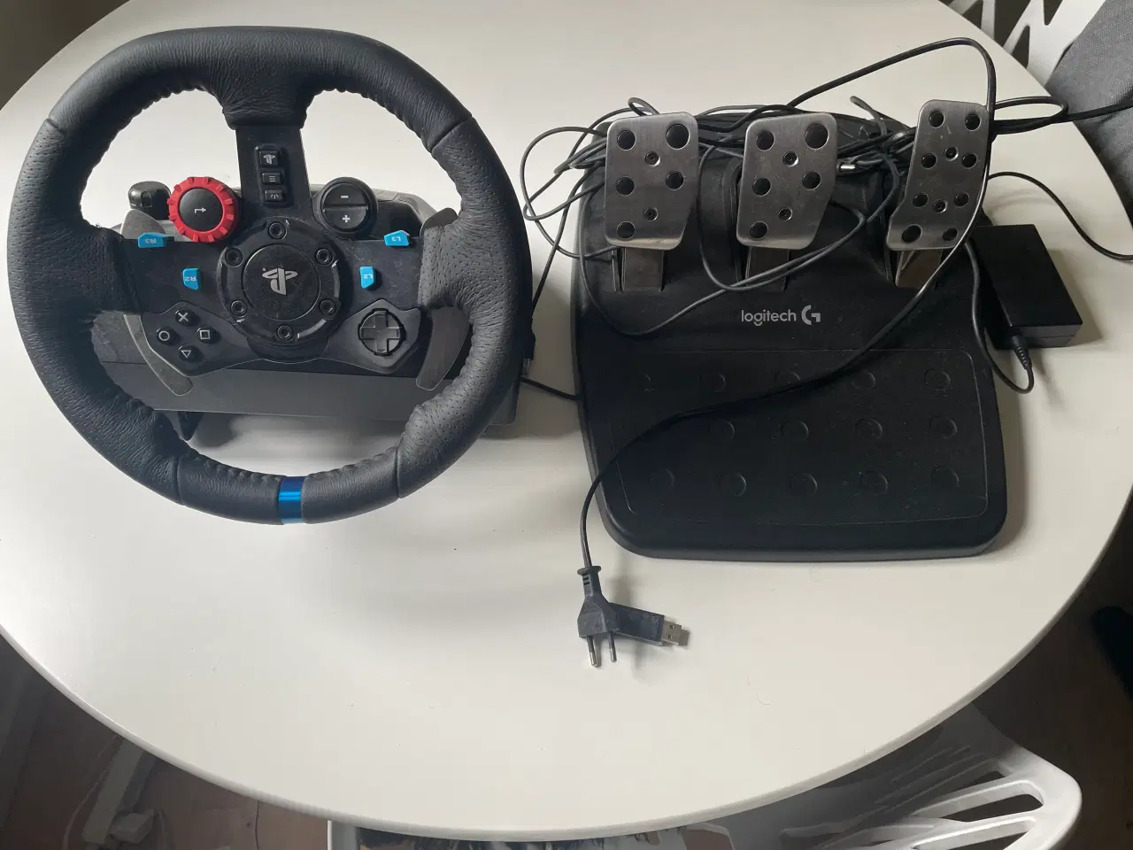 Billede 1 - BIL RAT MED PEDALER + 1 SPIL - ‘NEED FOR SPEED’25
