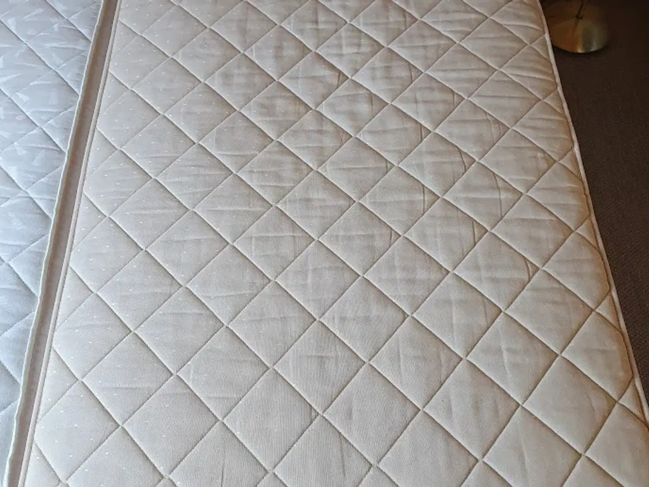 Billede 5 - Box madras 90 x 200 med sengegavl