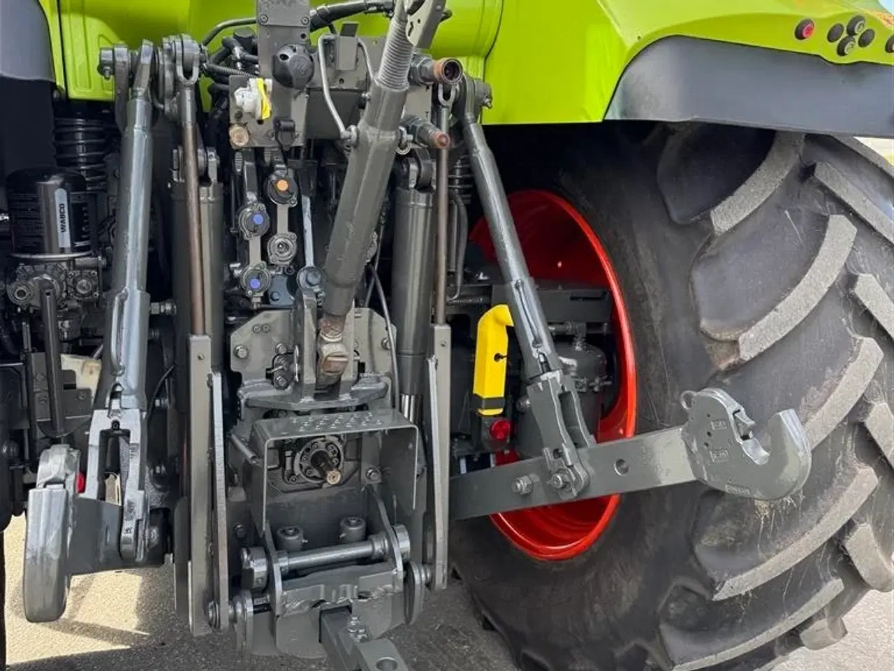 Billede 13 - CLAAS ARION 650 KUN 4600 TIMER OG FULD AFFJEDRING!