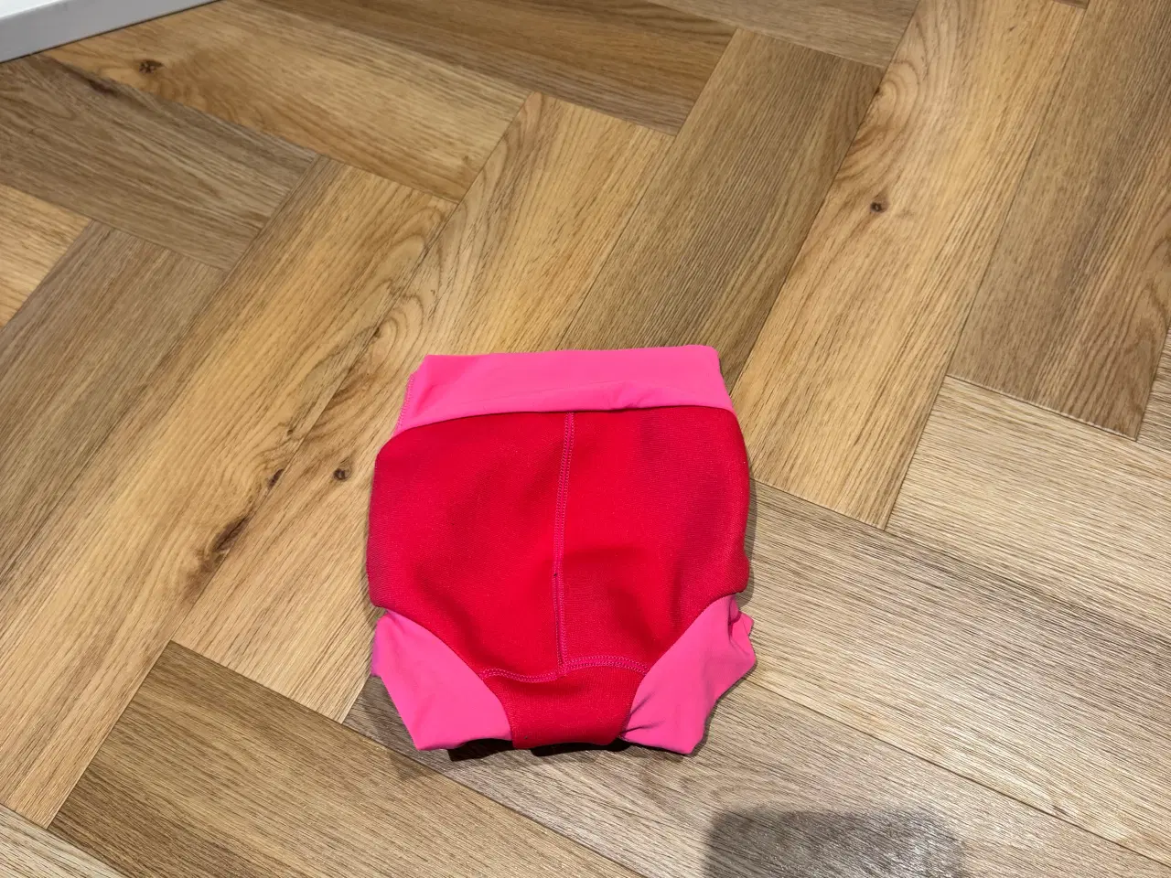 Billede 2 - Badetøj