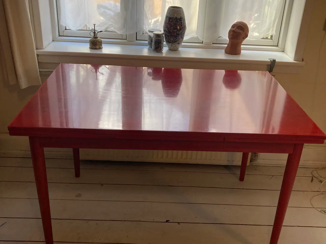 Billede 1 - Spisebord med udtræksplader