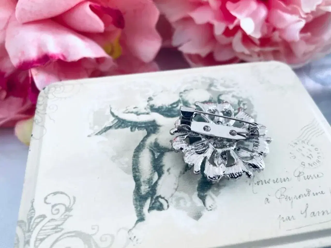 Billede 3 - Sød broche i god stand