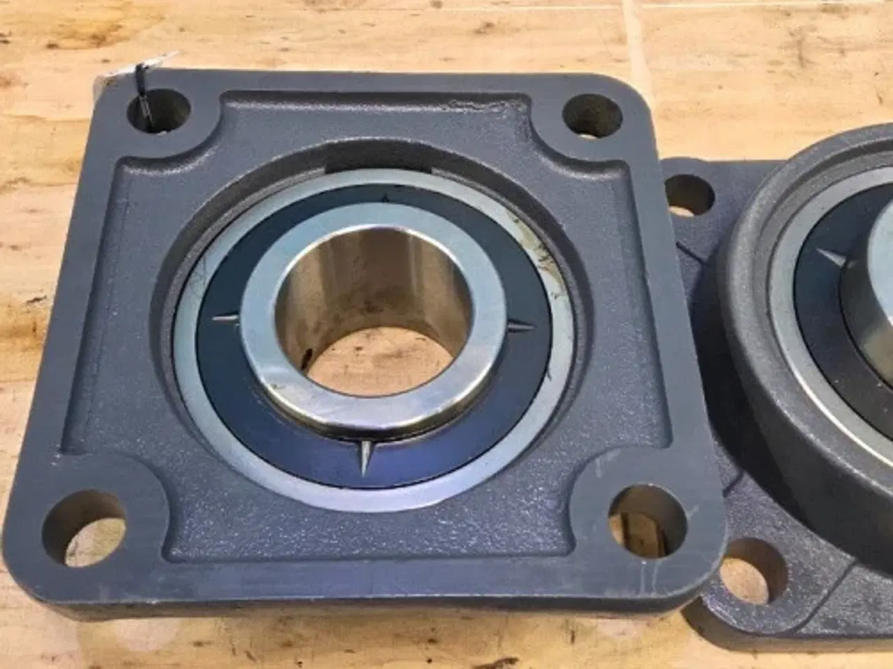 Billede 19 - MSB Leje UCF324 Sæt