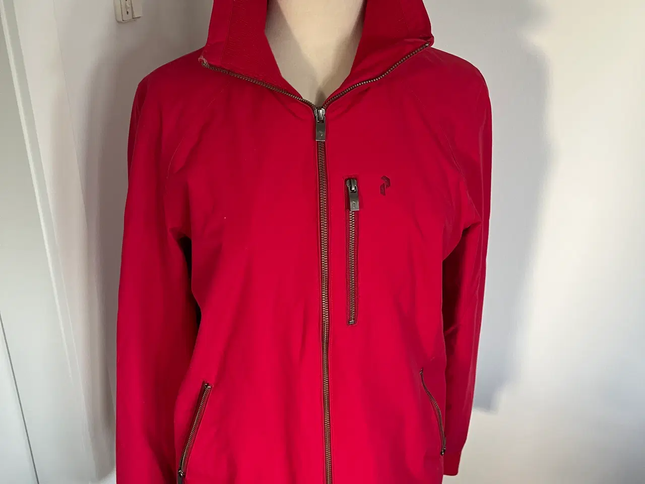 Billede 1 - Peak Performance jakke str L