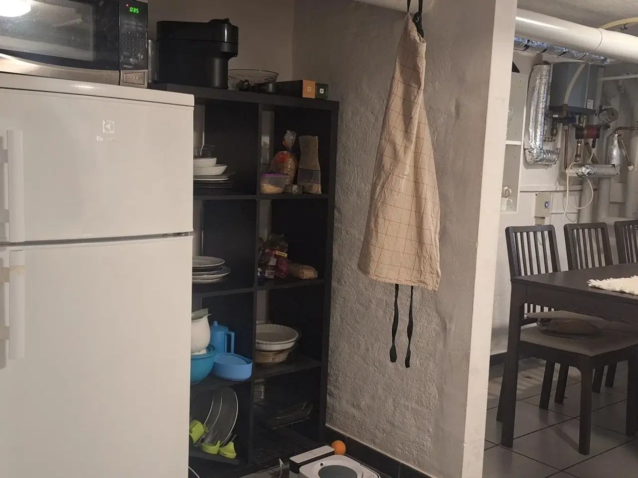 Billede 5 - Villa - hele kælderen til leje - ejen indgang