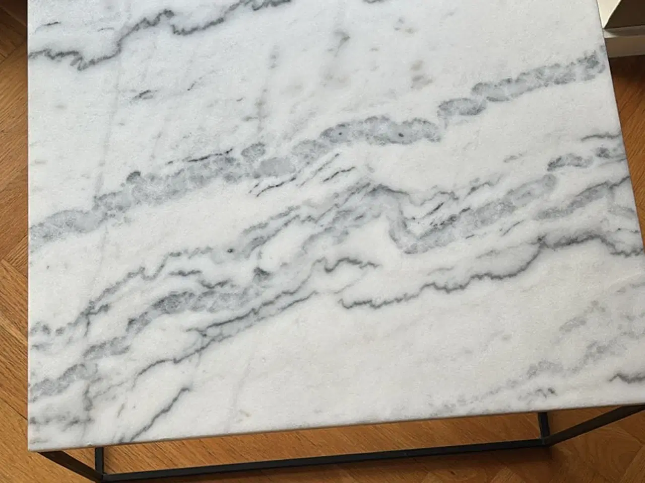 Billede 3 - Ilva sofabord - marmor plade og stål stel