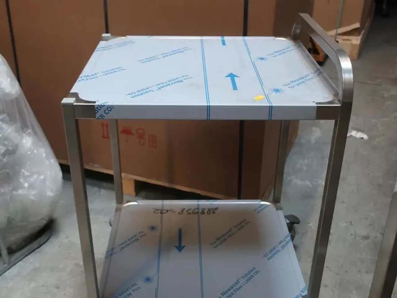 Billede 2 - Kørebord 600x550mm m/vulst og kørebøjle m/over og underhylde