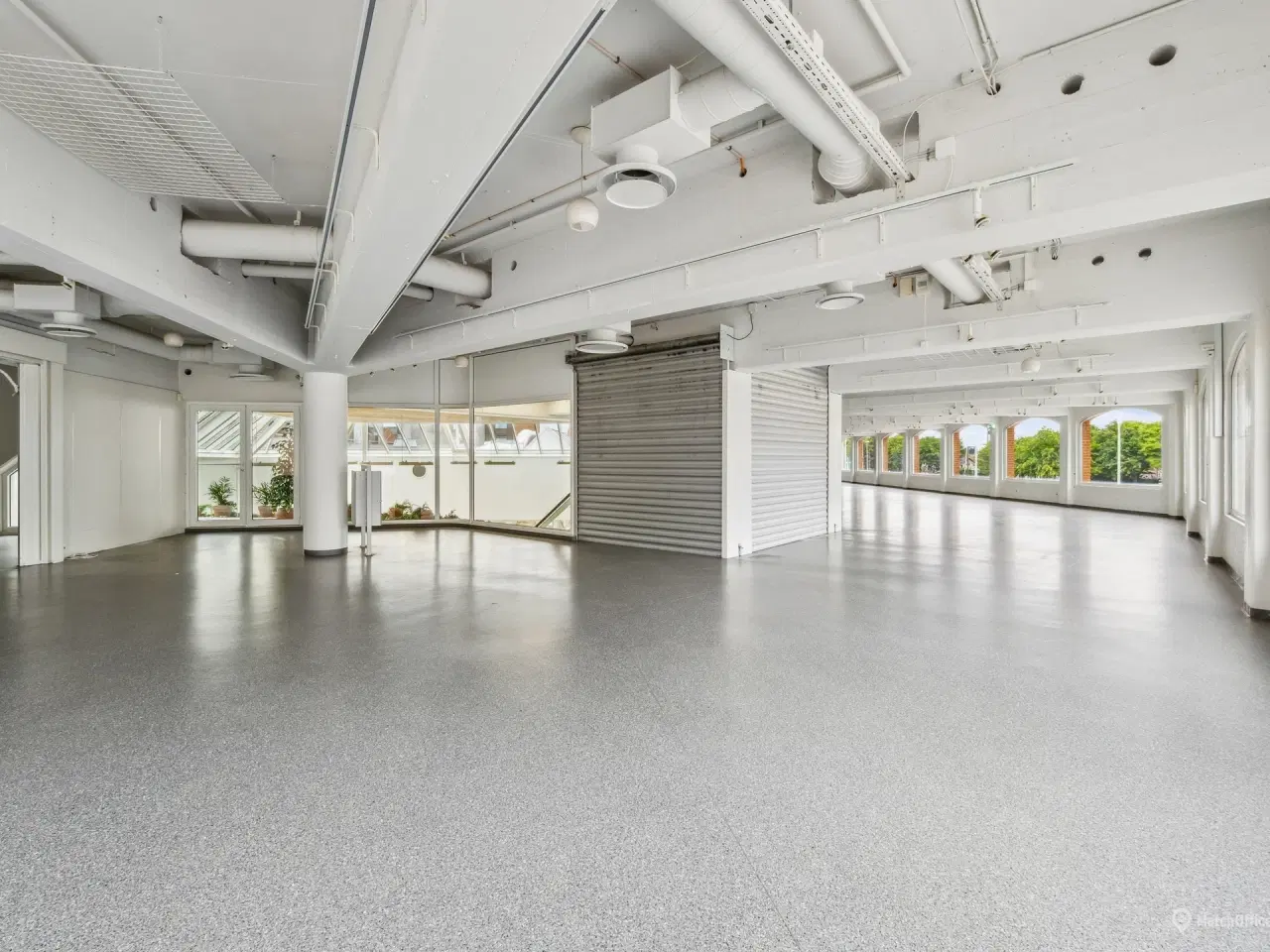 Billede 3 - Lejemål på 648 m² velegnet til butik, klinik eller andet lignende.