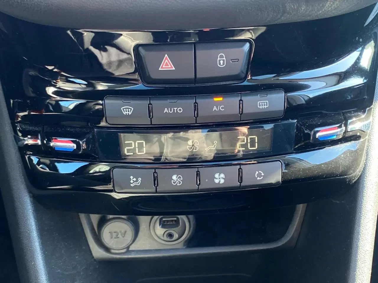 Billede 16 - Peugeot 208 1,6 BlueHDi Envy 100HK 5d