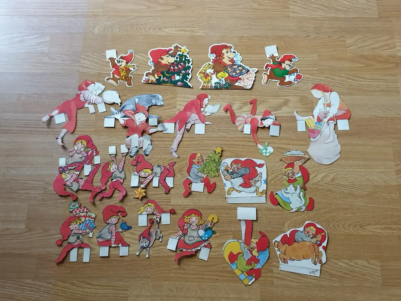 Billede 1 - Kravlenisser 25stk ialt25kr SE 3 fotos