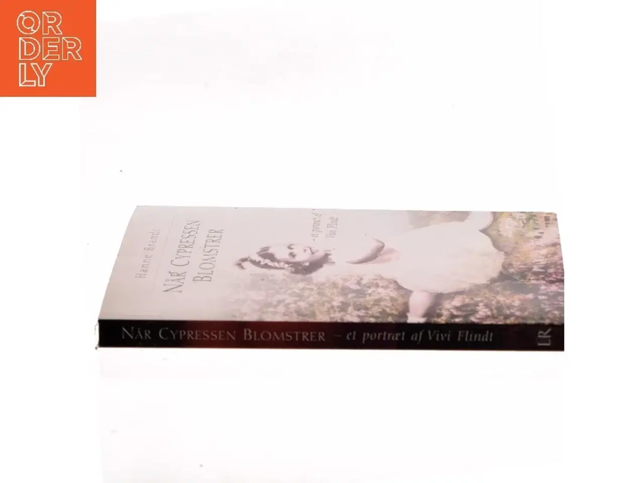 Billede 2 - Når cypressen blomstrer : et portræt af Vivi Flindt (Bog)