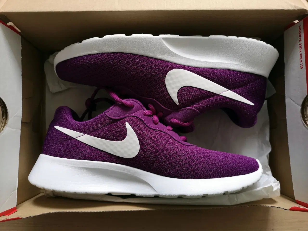 Billede 1 - Nike Tanjun Bright Grape - 39 (25cm) 