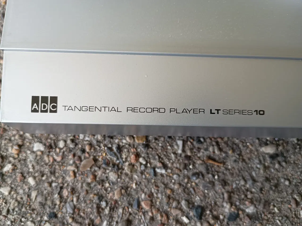 Billede 5 - ADC pladespiller med tangentialarm.
