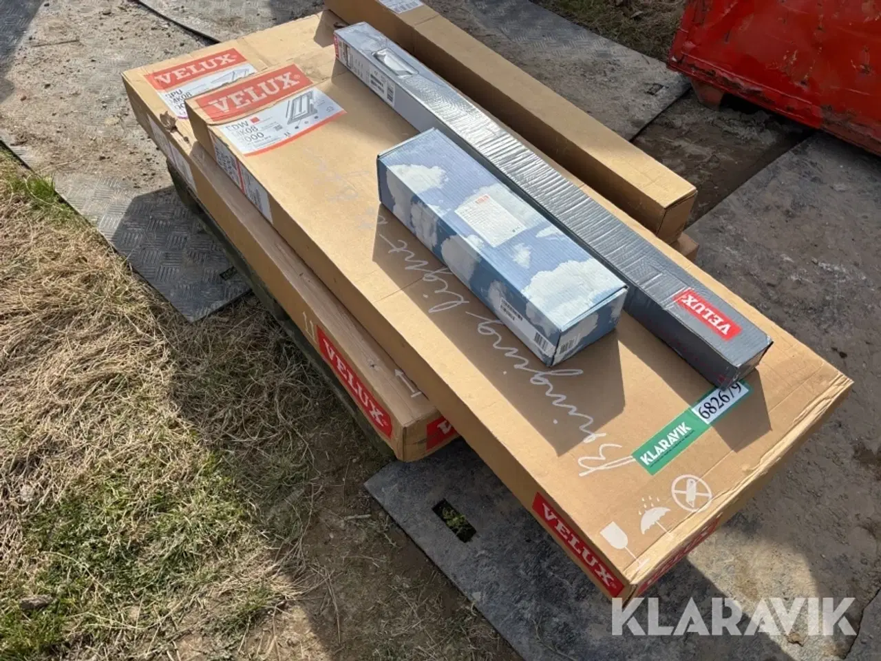 Billede 12 - Ovenlysvinduer (komplet) Velux med motor og gardin