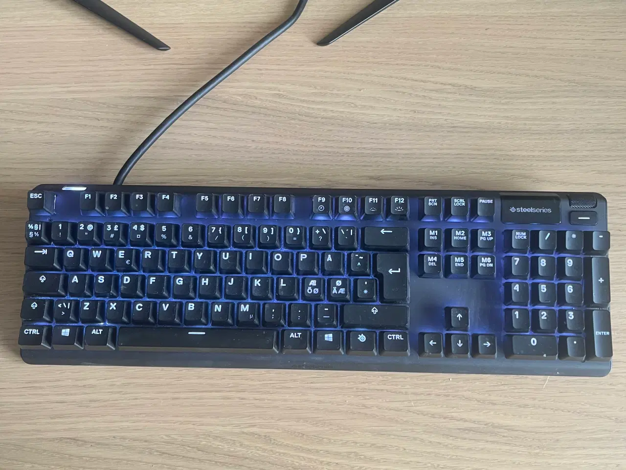 Billede 1 - Tastatur og mussemåtte 