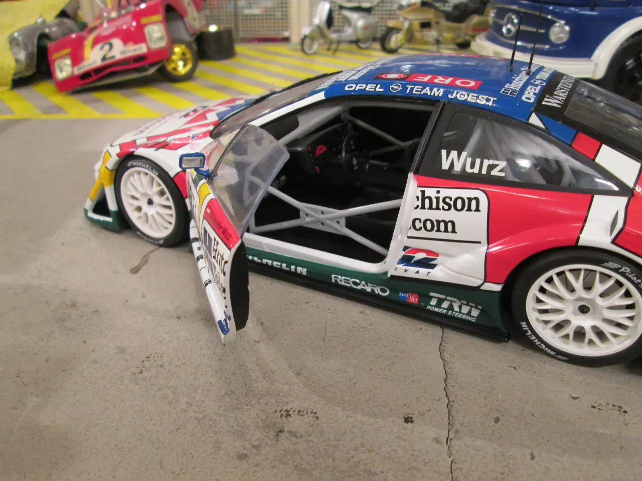 Billede 5 - Opel Calibra UT-models 1:18