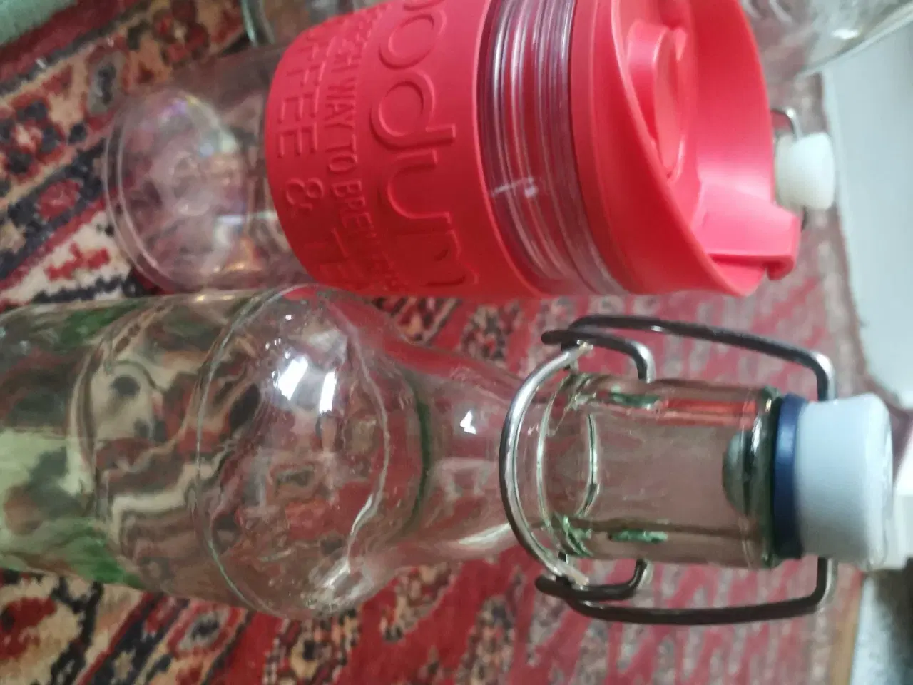 Billede 4 - bodum kop m. låg,vandkarafler, Tivoli 5 kr ialt🌸