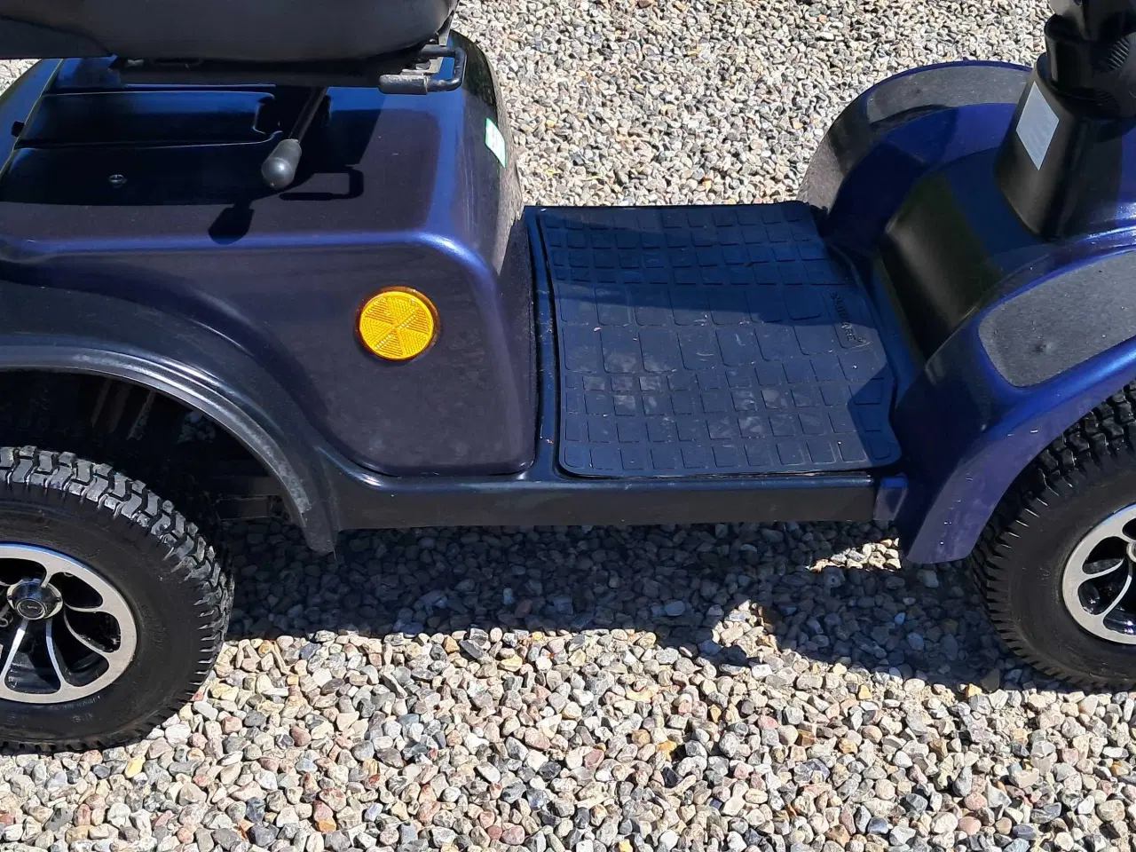 Billede 19 - 4-hjulet elscooter med nye batterier 