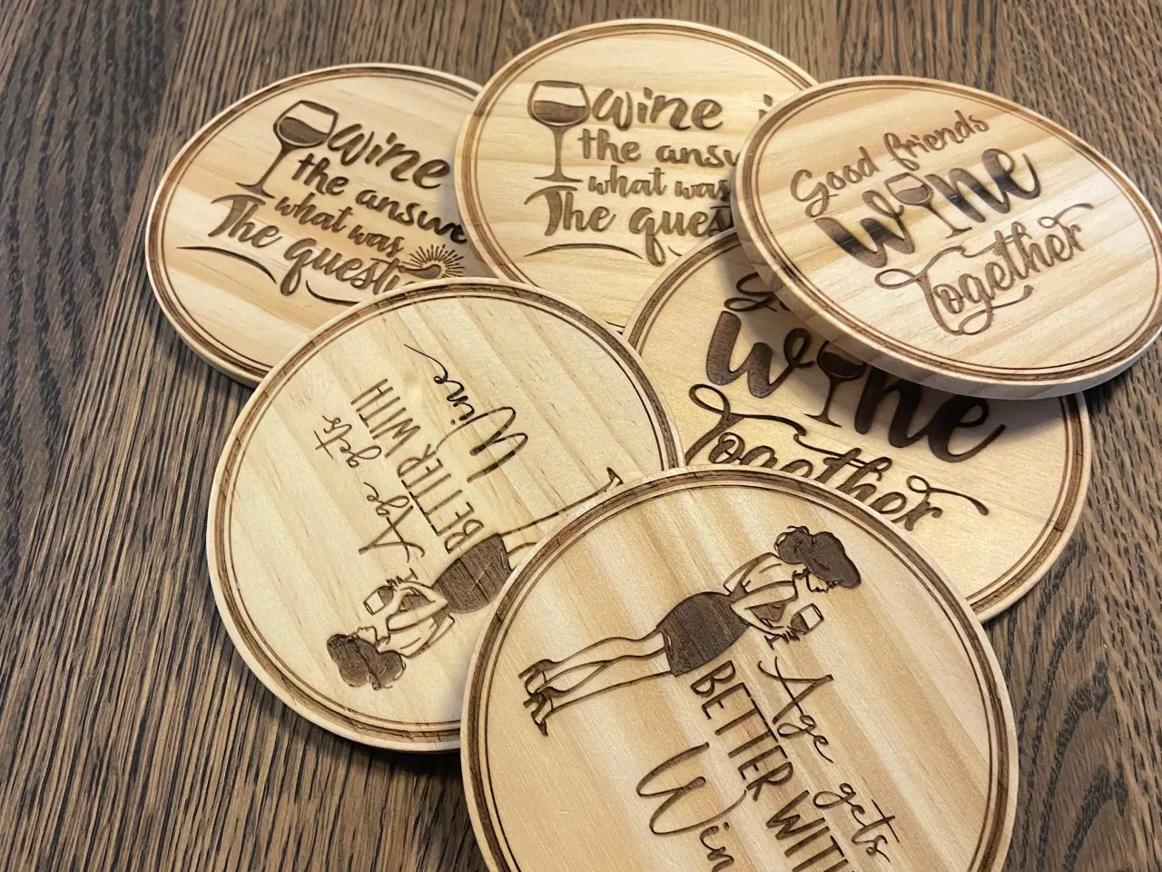 Billede 5 - Øl, vin og kaffe holder i træ, med coasters.
