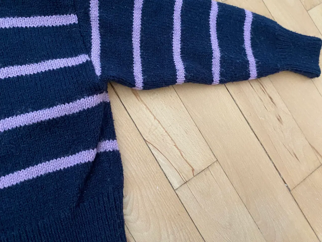 Billede 7 - Strikbluse (kort model) 