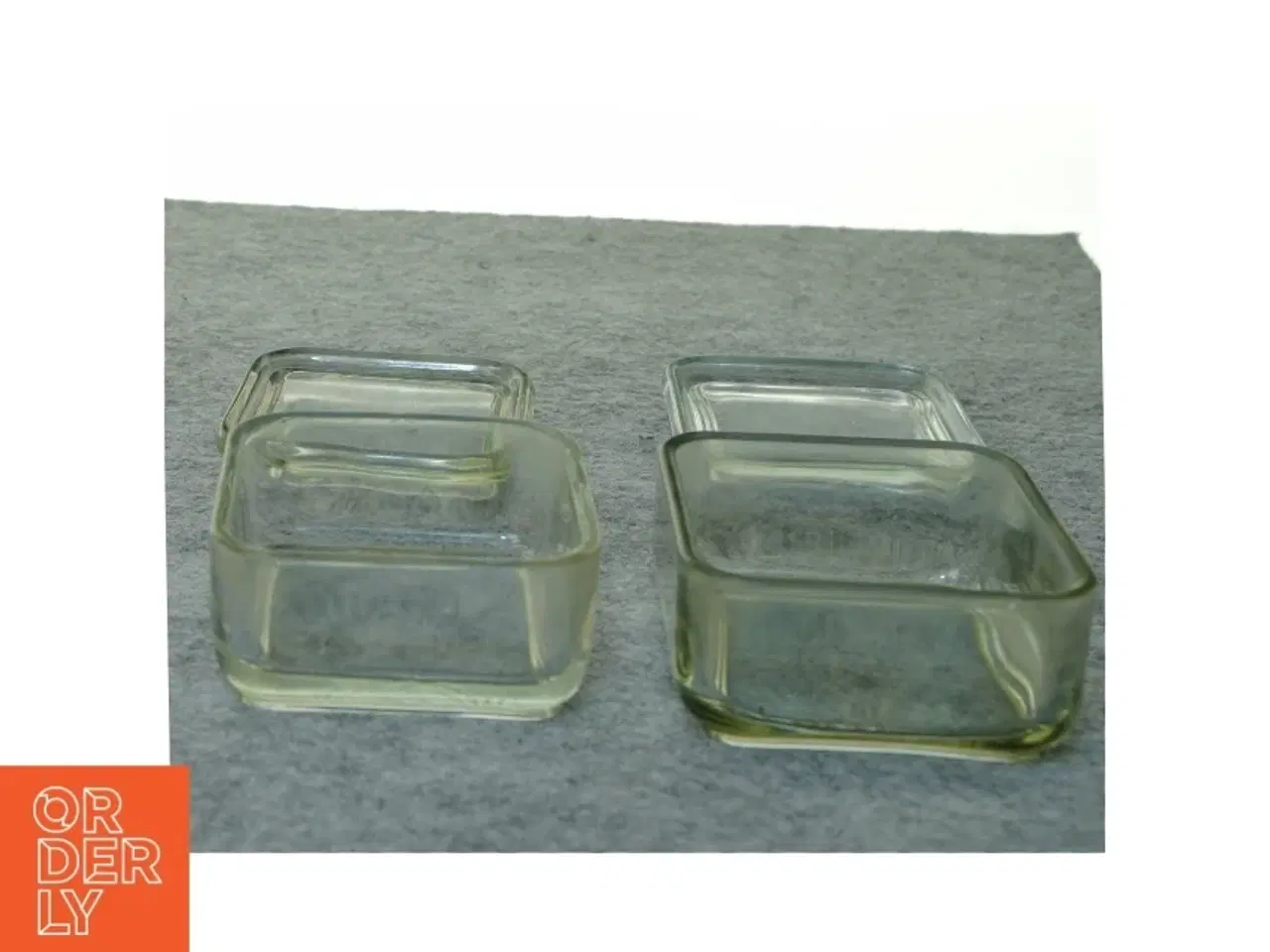 Billede 1 - Glasopbevaring (str. 9 x 5 cm)