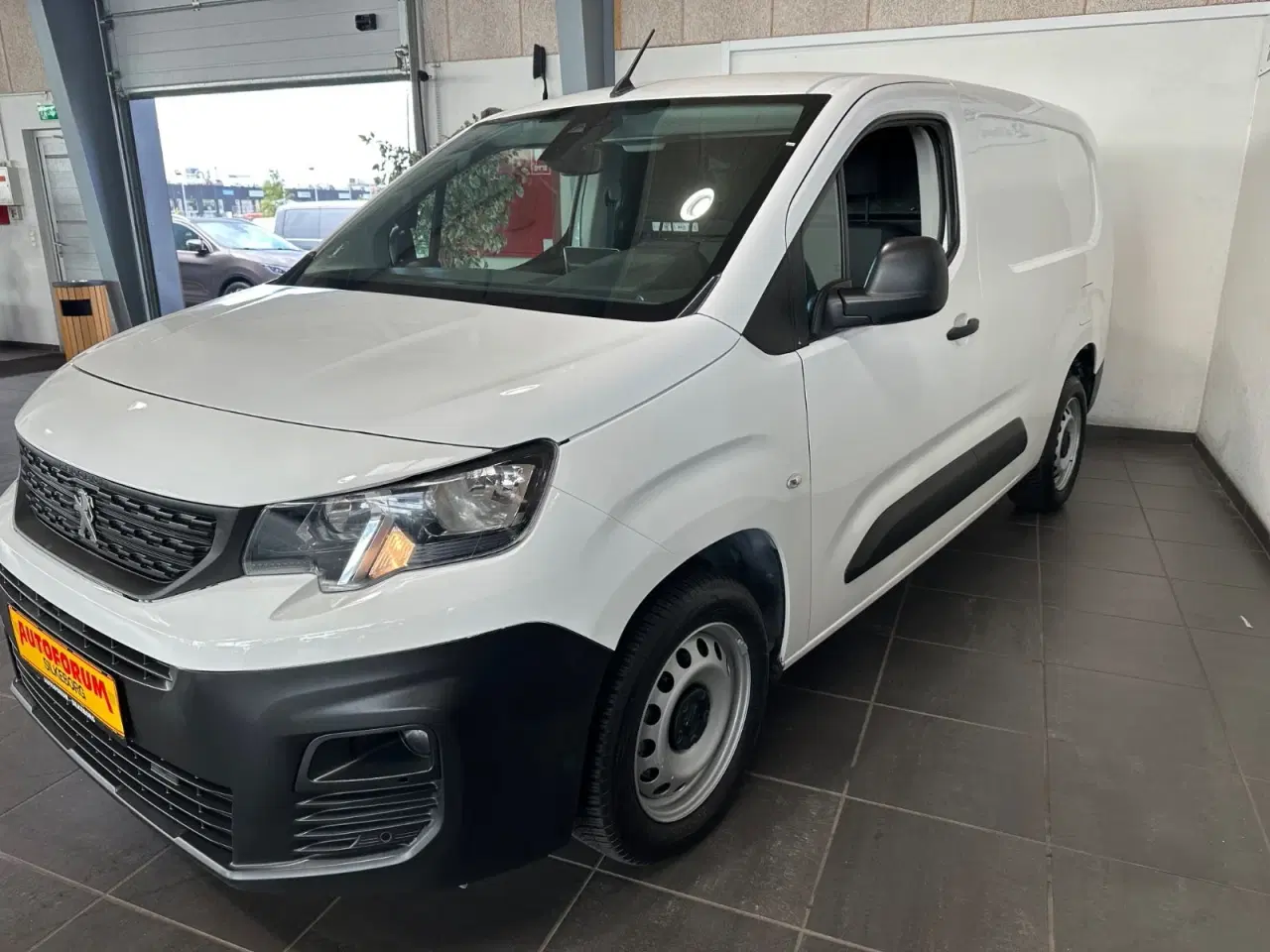 Billede 3 - Peugeot Partner 1,5 BlueHDi 100 L2V2 Plus Van