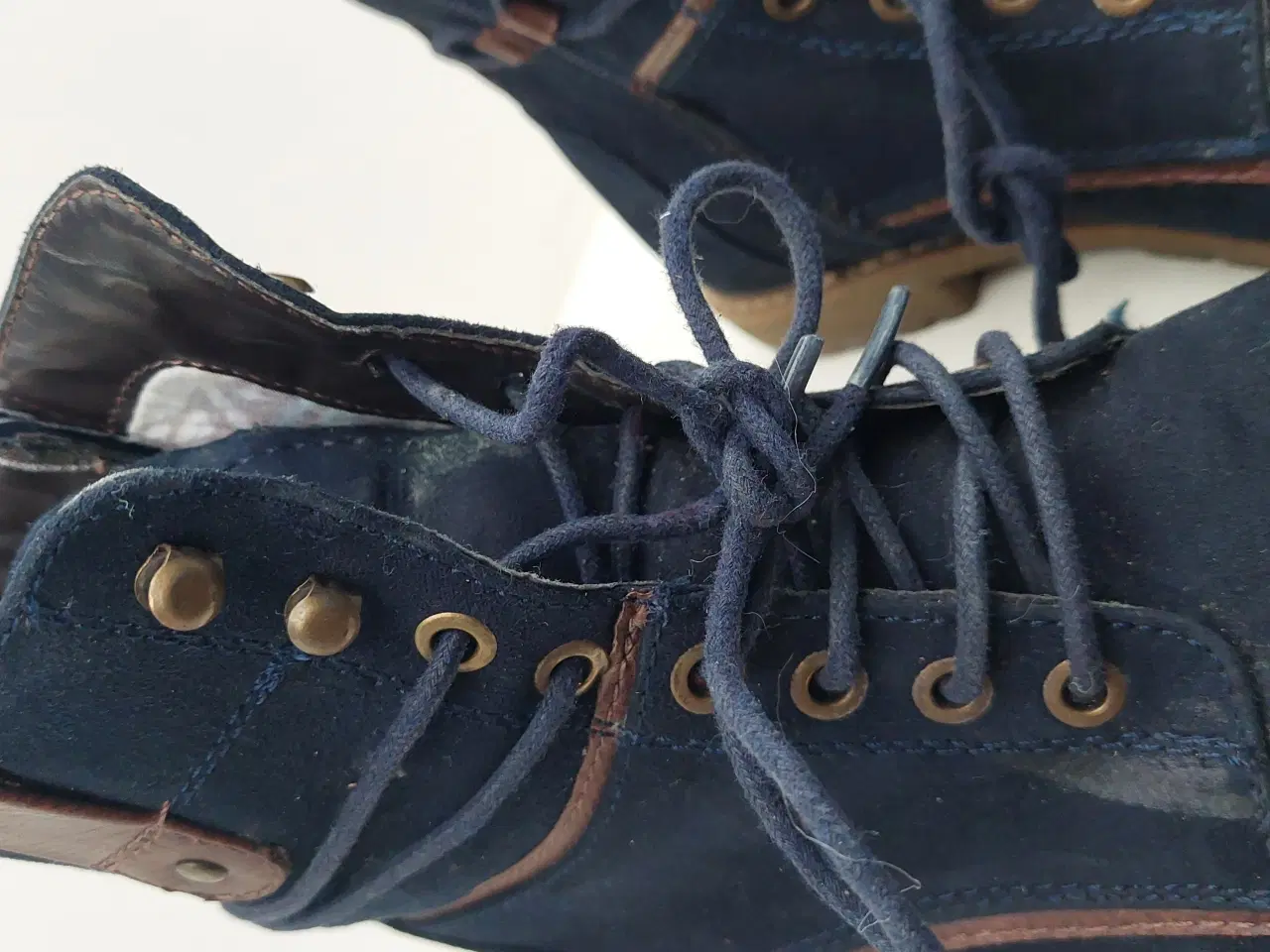 Billede 9 - Støvle med snor