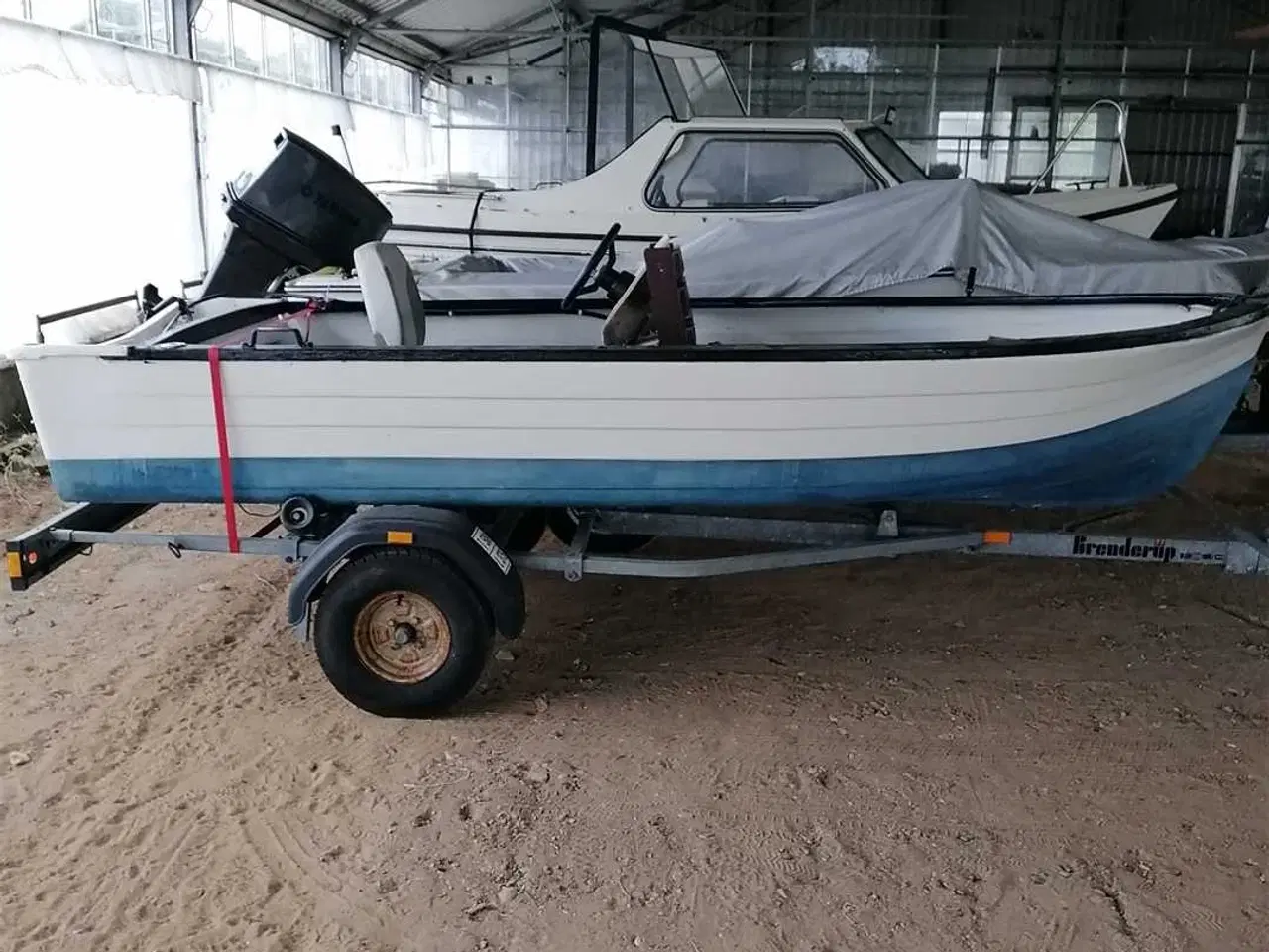 Billede 1 - Båd 4hk motor 1800kr