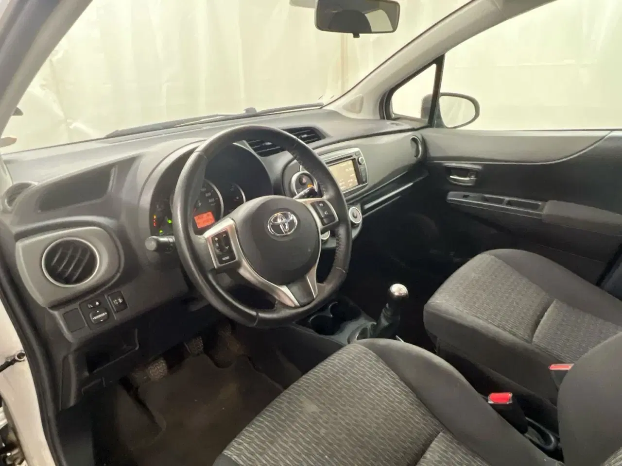 Billede 9 - Toyota Yaris 1,0 VVT-I T2 Style 69HK 5d