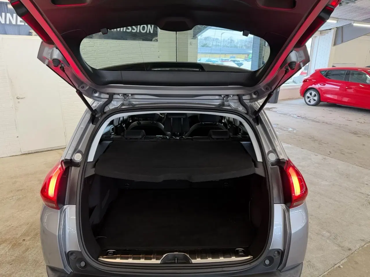 Billede 4 - Peugeot 2008 1,2 e-THP Allure Sky 110HK 5d