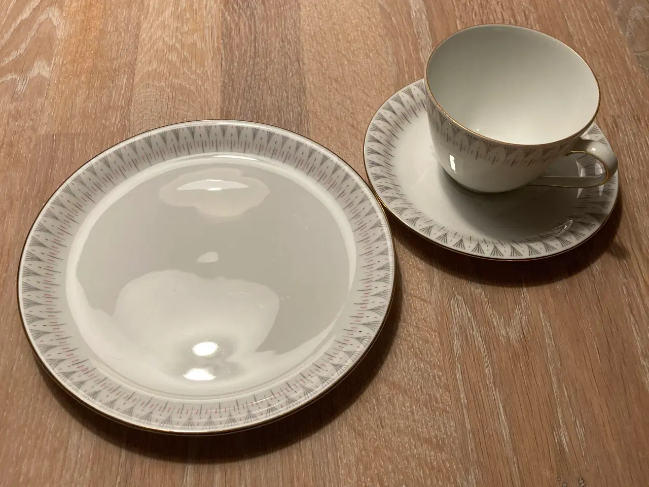 Billede 6 - Kongeaa Eschenbach. Stel med guldkant 