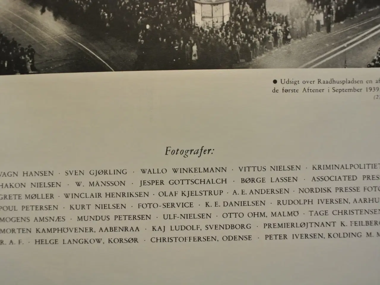 Billede 3 - 5 aar besættelsen i billeder, af ernst mentze