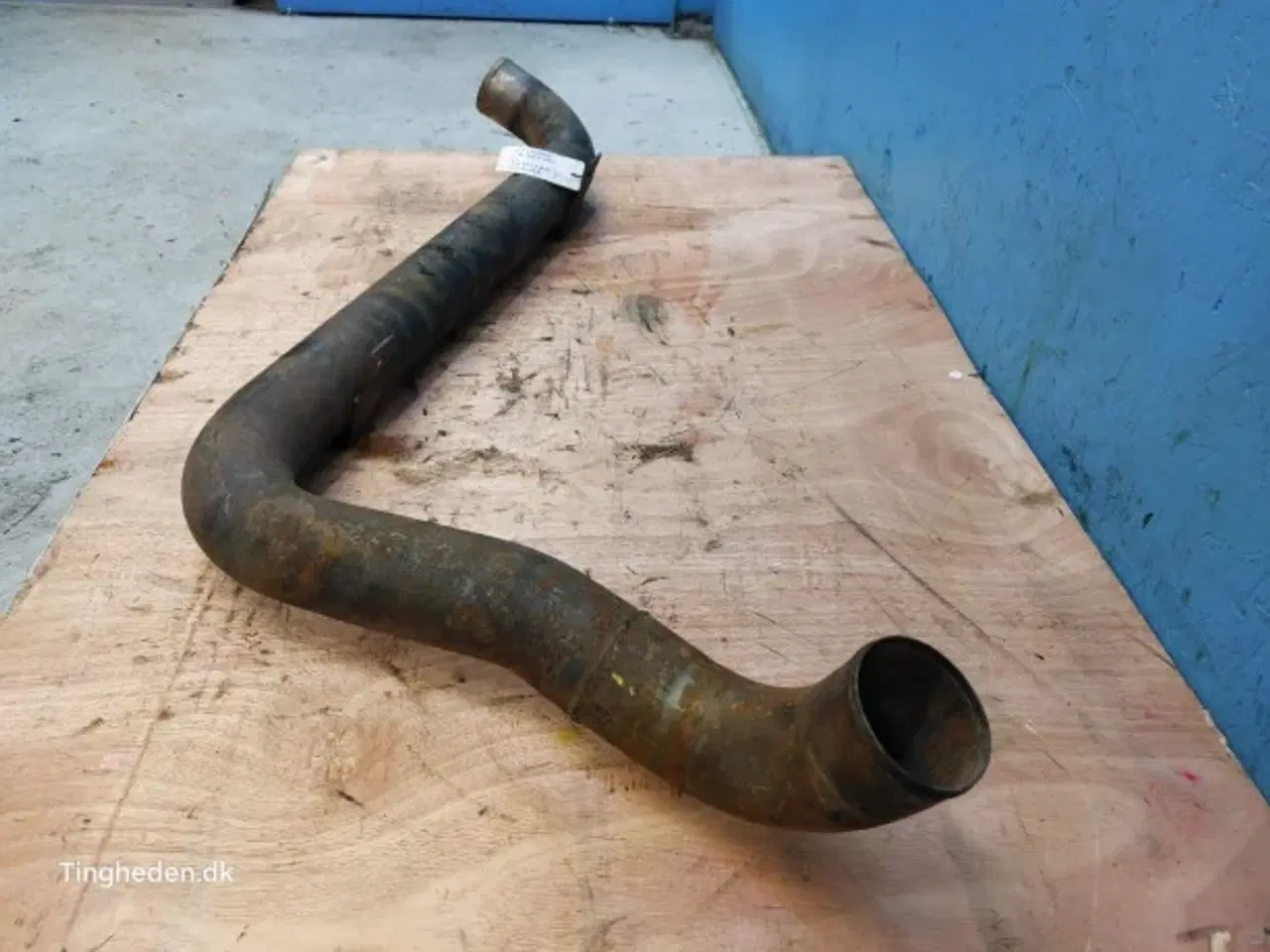 Billede 2 - JCB 427 HL Udstødningsrør 334/U1183
