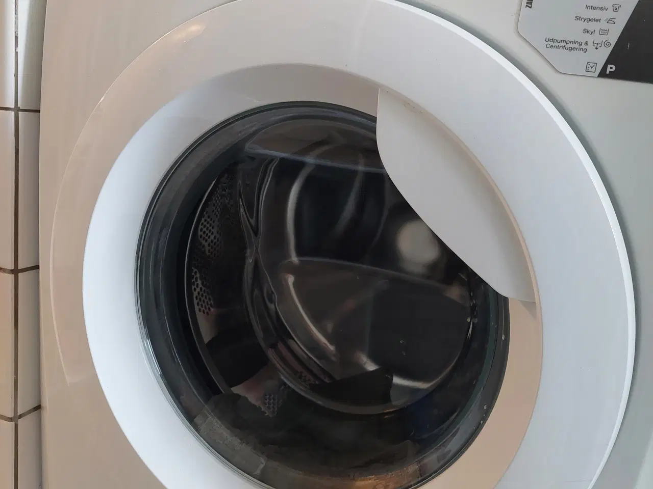 Billede 1 - Vaskemaskine bortgives