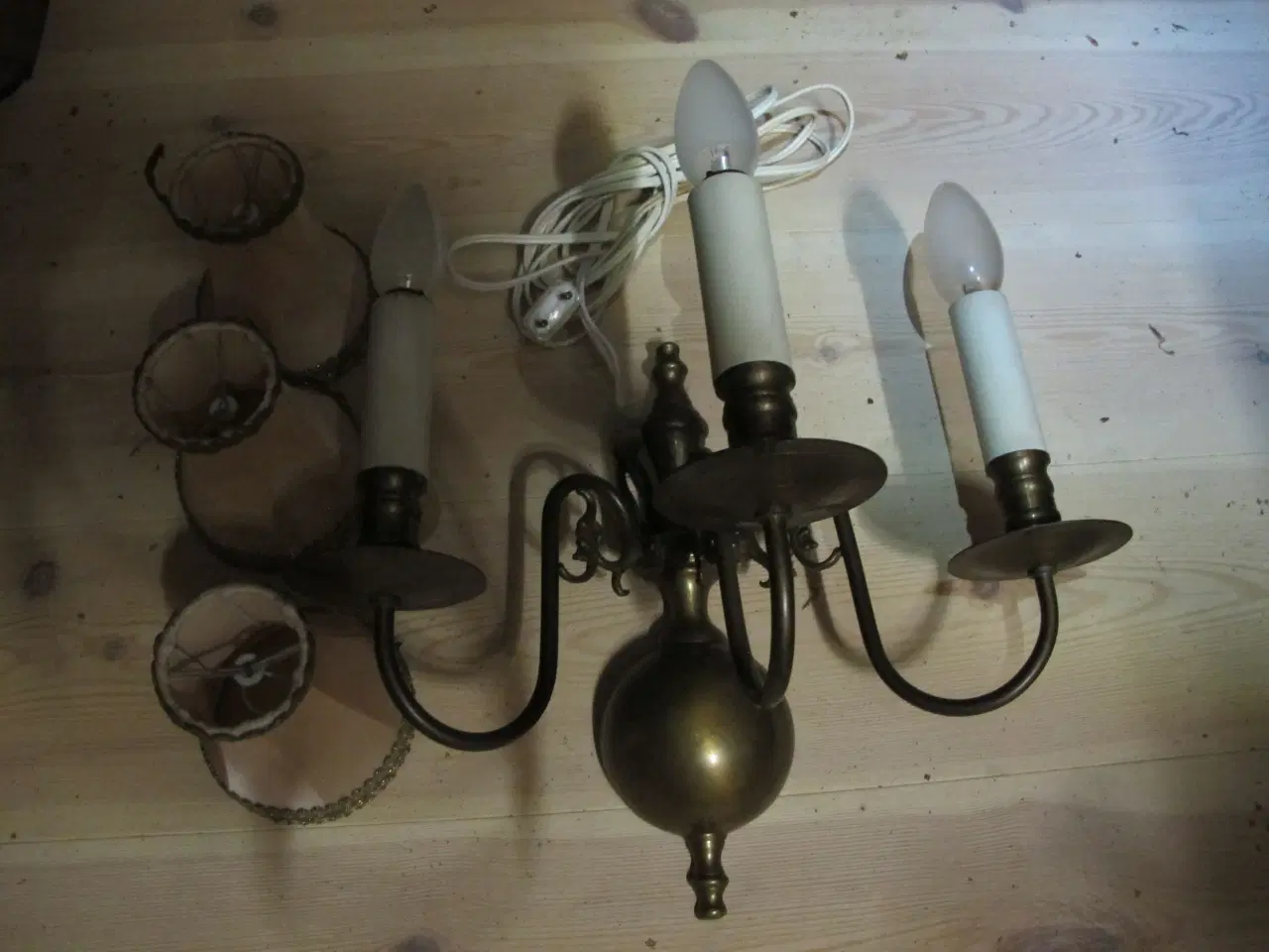 Billede 1 - Antik lampe
