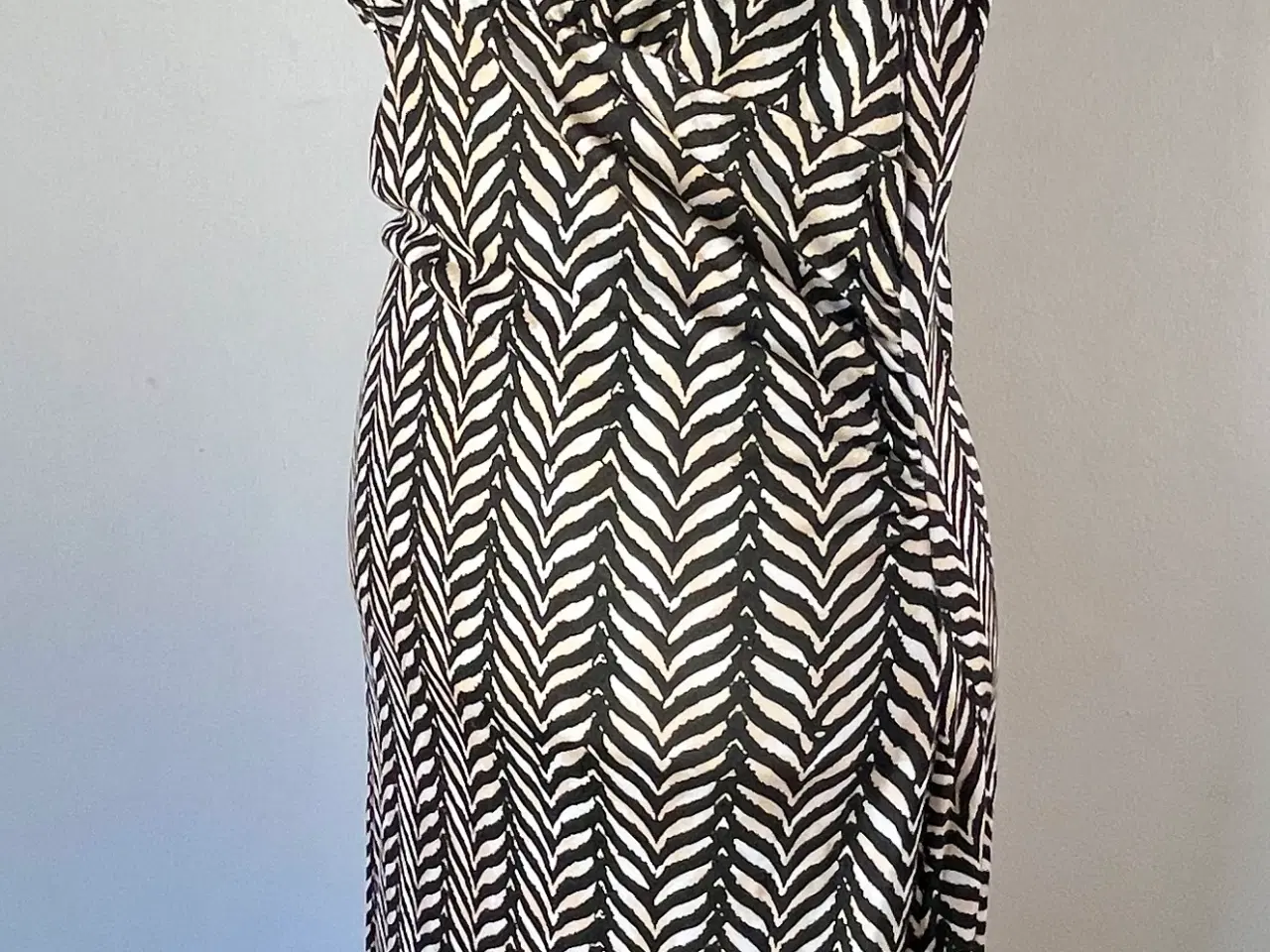 Billede 4 - Diane von Furstenberg, silkekjole, str M