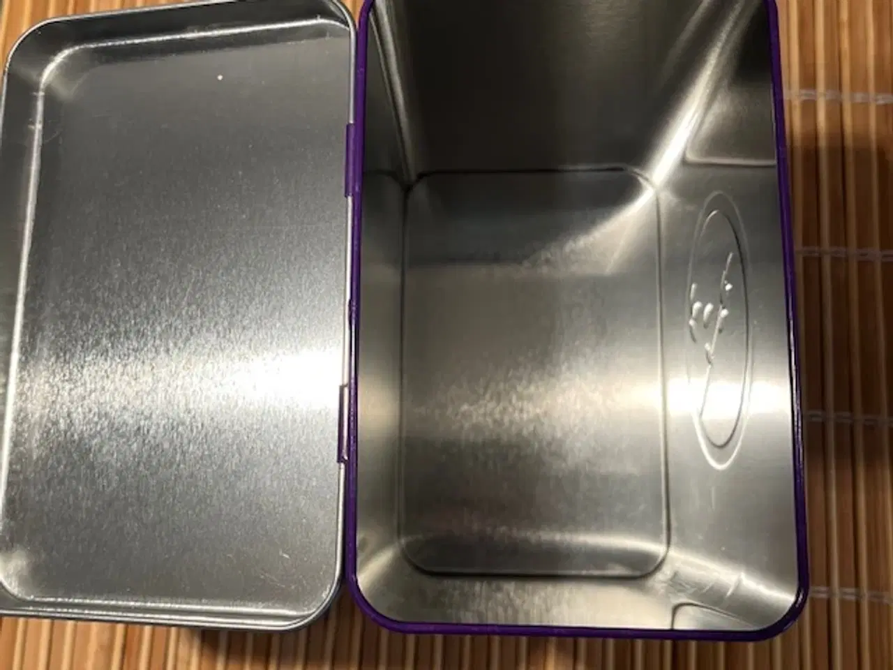 Billede 7 - GRØD København metal dåse i flot lilla farve