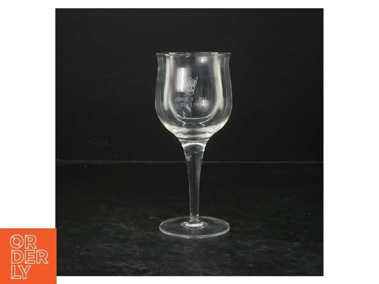 Billede 1 - Vin glas med indgravering (str. 17 cm)