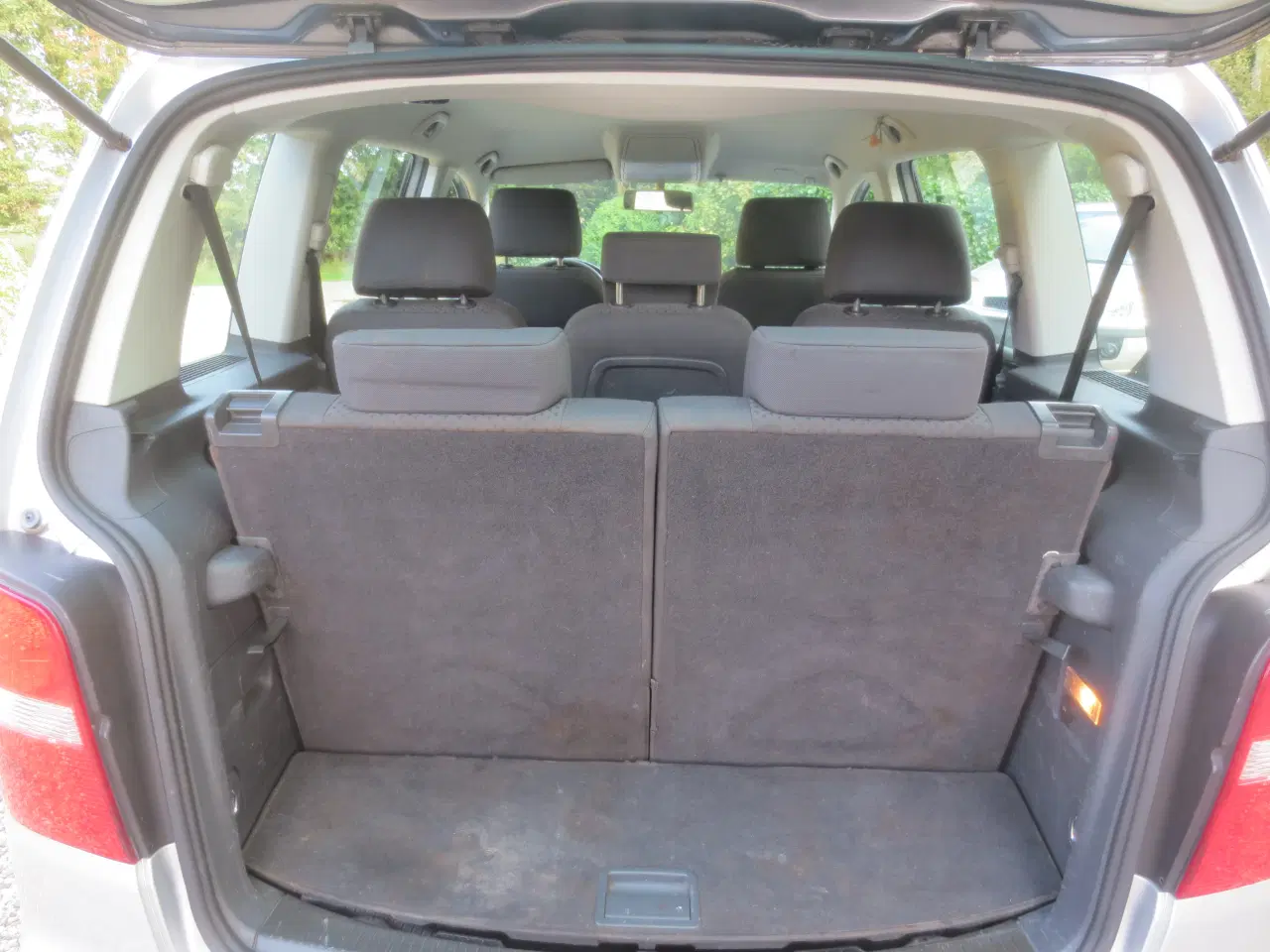 Billede 3 - VW Touran 1.6 i 7 Pers Synet 2025. 